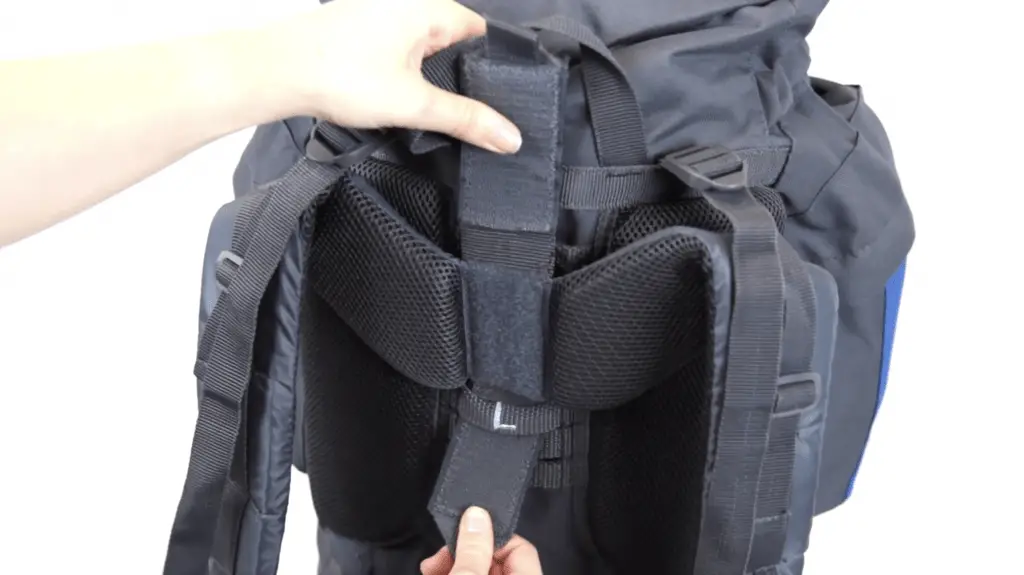 adjustable back system on the tor 65l rucksack