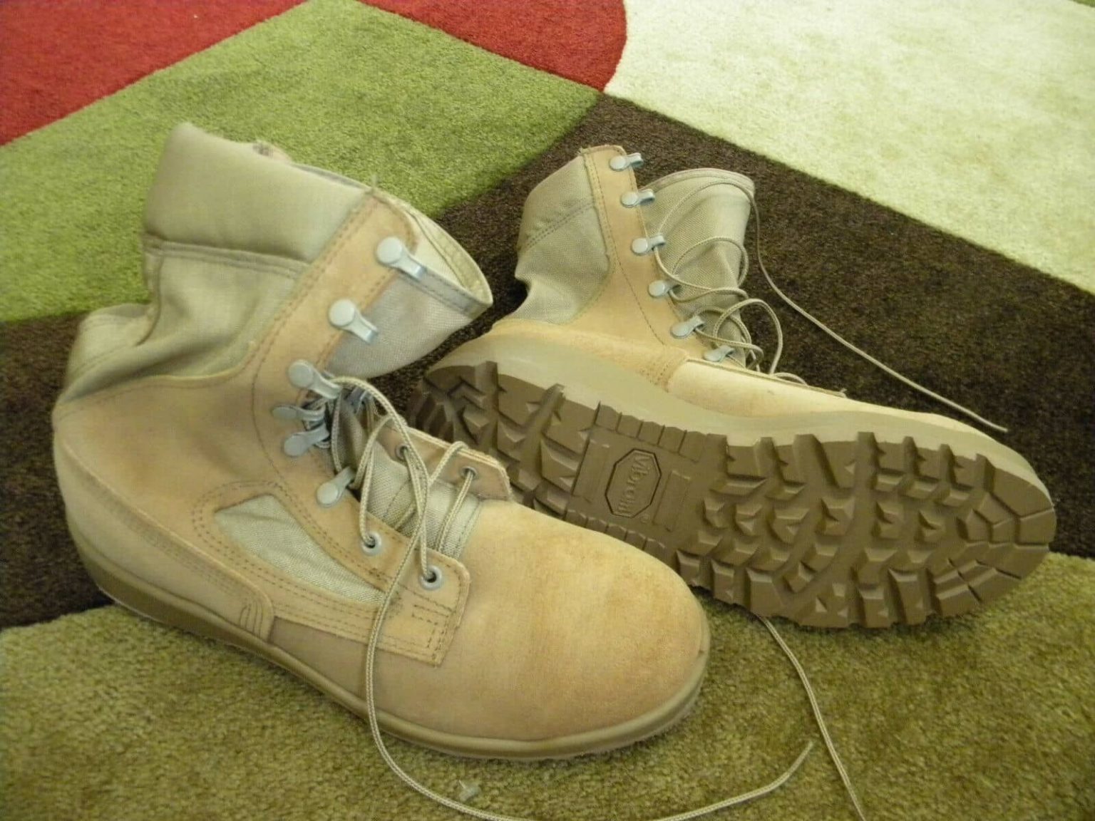 Belleville 390 DES Review Tan Desert Combat boots Ruck For Miles